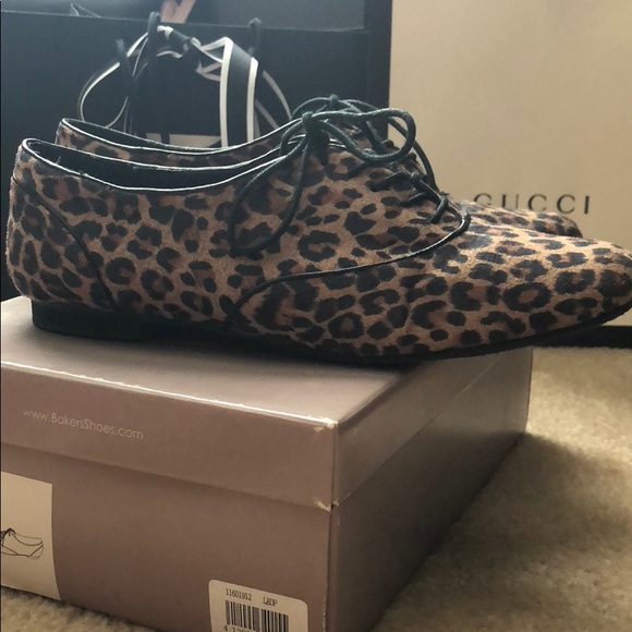 Oxfords - Picture 2 of 4